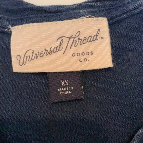 Universal Threads Tank Top - Picture 3 of 4